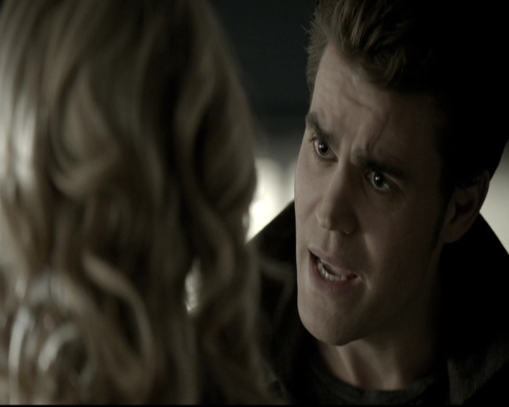 VampireDiariesWorld-dot-nl_6x12PrayerForTheDying0900.jpg