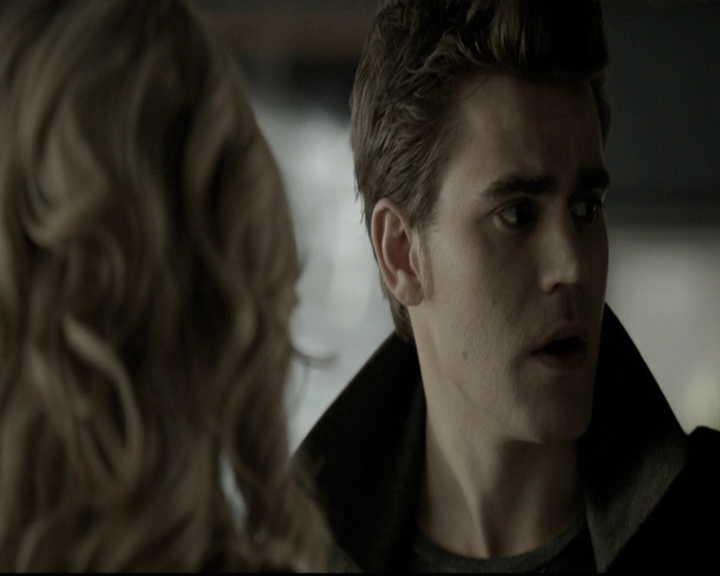 VampireDiariesWorld-dot-nl_6x12PrayerForTheDying0915.jpg