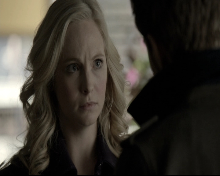 VampireDiariesWorld-dot-nl_6x12PrayerForTheDying0933.jpg