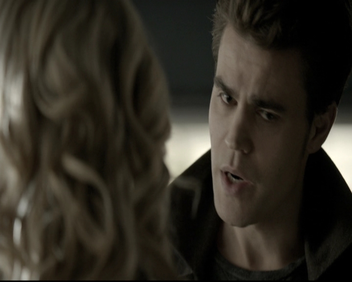 VampireDiariesWorld-dot-nl_6x12PrayerForTheDying0936.jpg