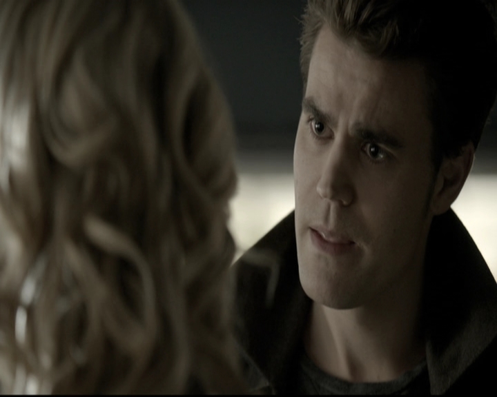 VampireDiariesWorld-dot-nl_6x12PrayerForTheDying0937.jpg