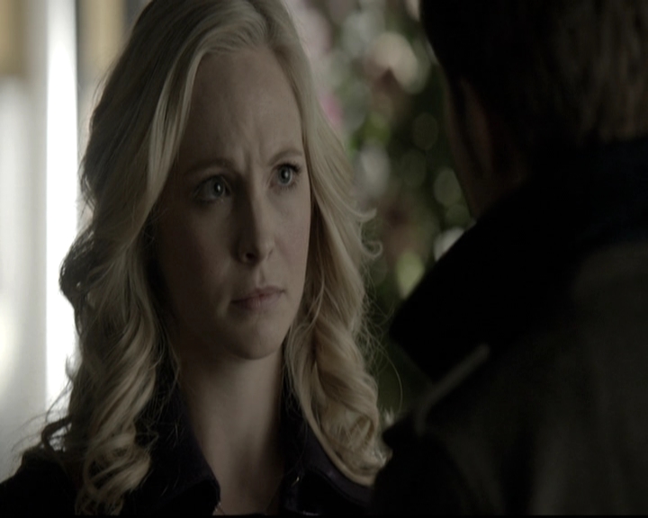 VampireDiariesWorld-dot-nl_6x12PrayerForTheDying0950.jpg