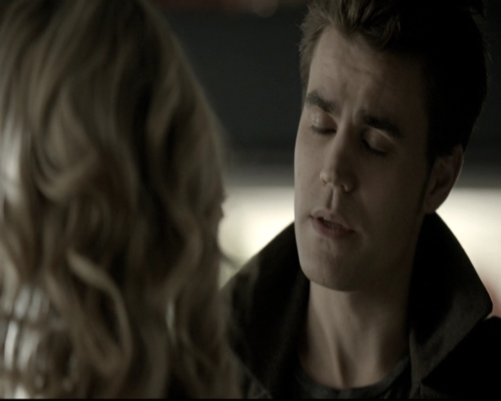 VampireDiariesWorld-dot-nl_6x12PrayerForTheDying0953.jpg