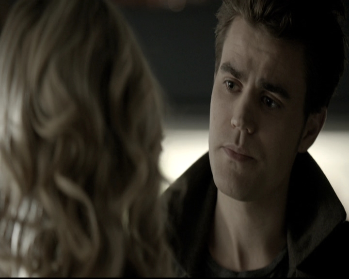 VampireDiariesWorld-dot-nl_6x12PrayerForTheDying0955.jpg