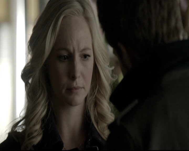 VampireDiariesWorld-dot-nl_6x12PrayerForTheDying0968.jpg