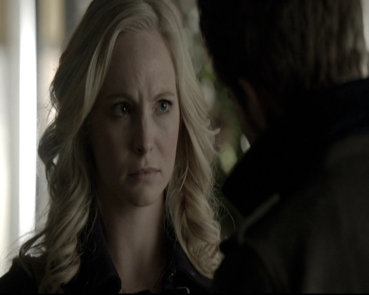 VampireDiariesWorld-dot-nl_6x12PrayerForTheDying0969.jpg