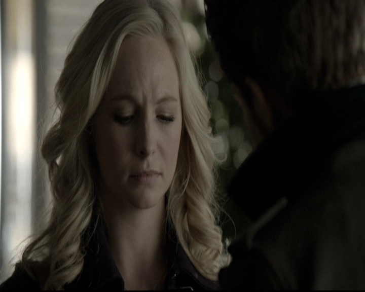 VampireDiariesWorld-dot-nl_6x12PrayerForTheDying0974.jpg