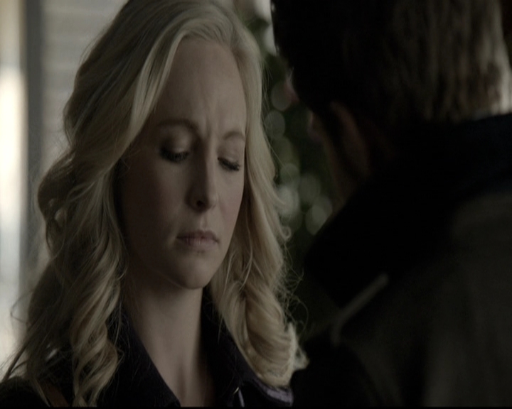 VampireDiariesWorld-dot-nl_6x12PrayerForTheDying0975.jpg