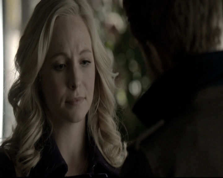 VampireDiariesWorld-dot-nl_6x12PrayerForTheDying0982.jpg