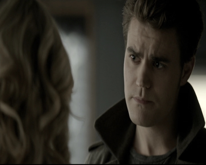 VampireDiariesWorld-dot-nl_6x12PrayerForTheDying0984.jpg