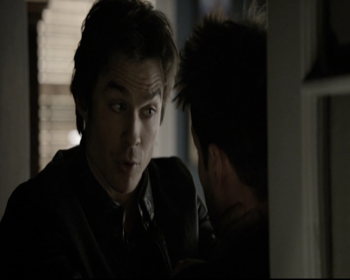 VampireDiariesWorld-dot-nl_6x12PrayerForTheDying1079.jpg