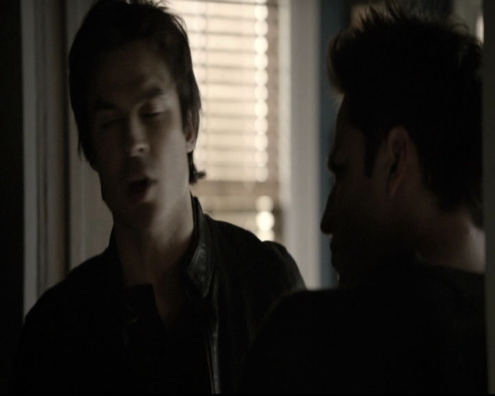 VampireDiariesWorld-dot-nl_6x12PrayerForTheDying1097.jpg