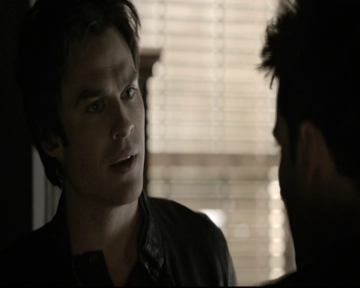 VampireDiariesWorld-dot-nl_6x12PrayerForTheDying1103.jpg