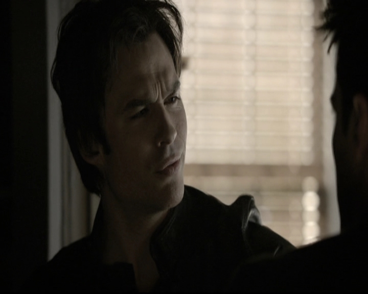 VampireDiariesWorld-dot-nl_6x12PrayerForTheDying1113.jpg