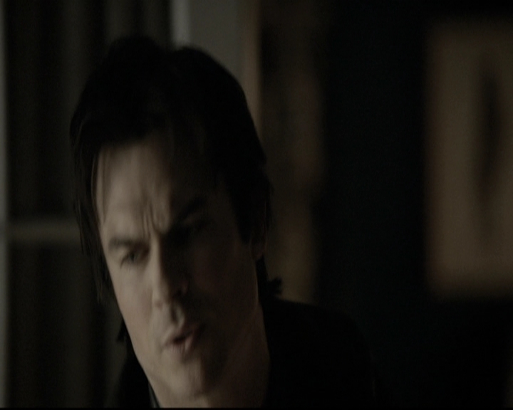 VampireDiariesWorld-dot-nl_6x12PrayerForTheDying1121.jpg