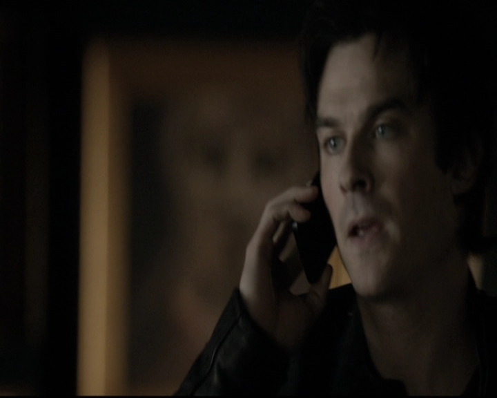 VampireDiariesWorld-dot-nl_6x12PrayerForTheDying1134.jpg