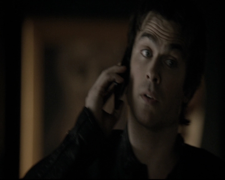 VampireDiariesWorld-dot-nl_6x12PrayerForTheDying1135.jpg