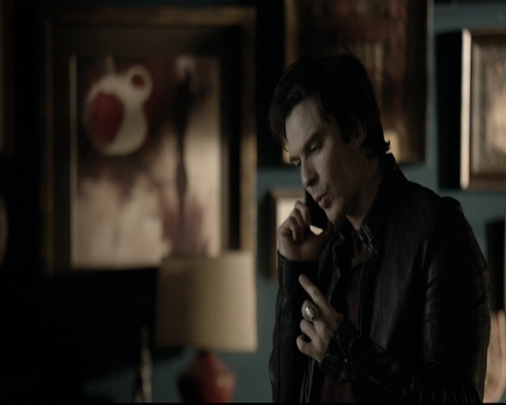 VampireDiariesWorld-dot-nl_6x12PrayerForTheDying1145.jpg