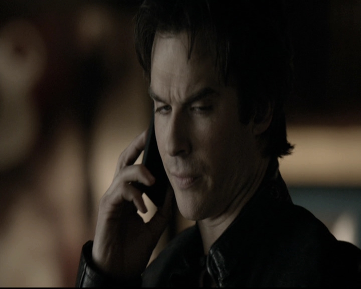 VampireDiariesWorld-dot-nl_6x12PrayerForTheDying1169.jpg