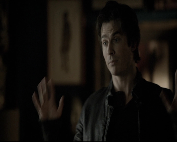 VampireDiariesWorld-dot-nl_6x12PrayerForTheDying1201.jpg