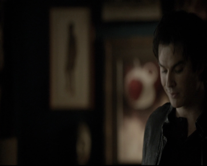 VampireDiariesWorld-dot-nl_6x12PrayerForTheDying1202.jpg