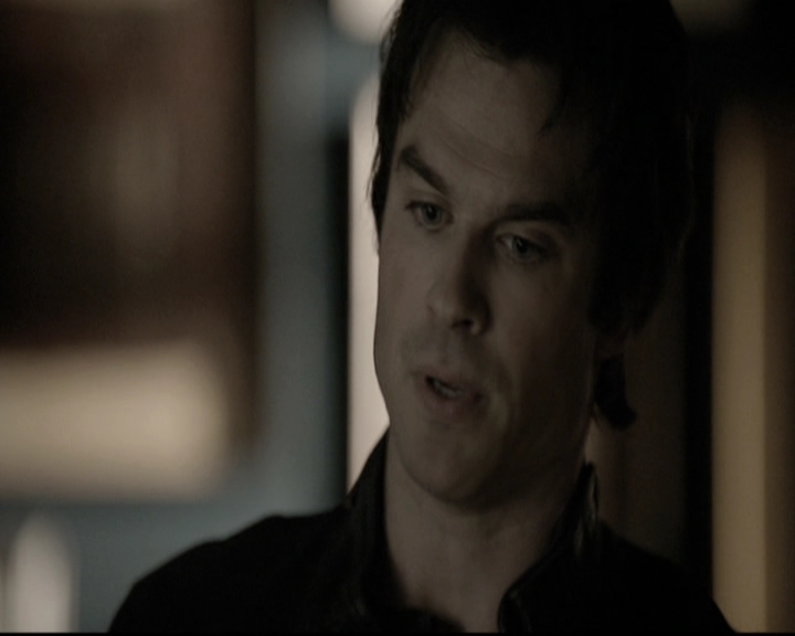 VampireDiariesWorld-dot-nl_6x12PrayerForTheDying1210.jpg