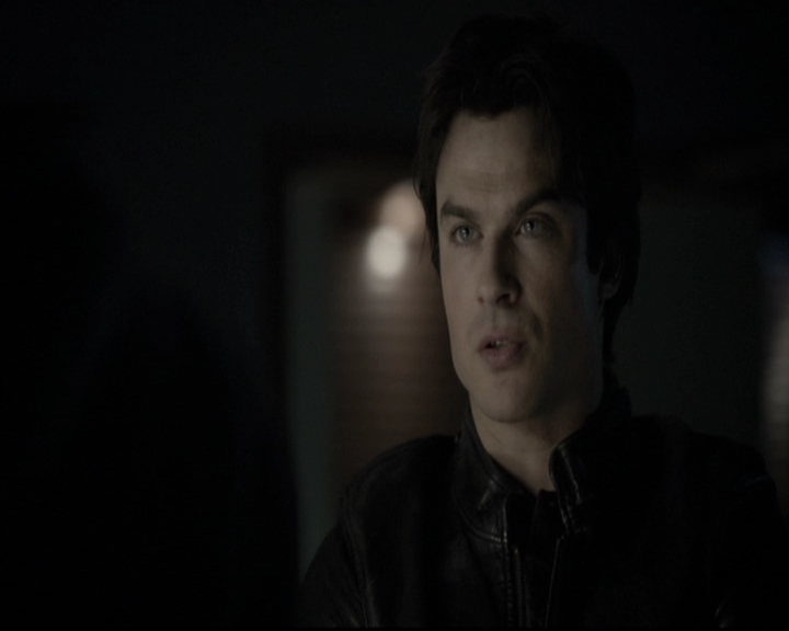 VampireDiariesWorld-dot-nl_6x12PrayerForTheDying1252.jpg