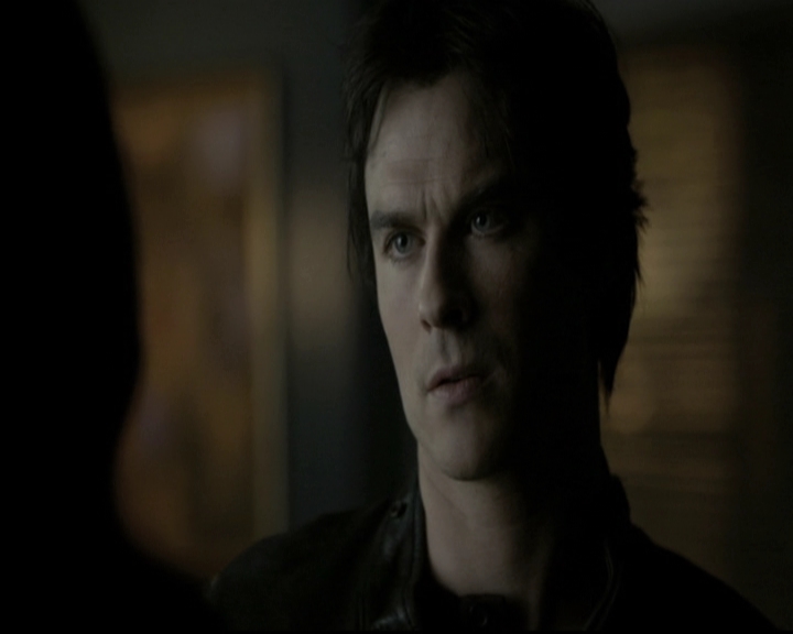 VampireDiariesWorld-dot-nl_6x12PrayerForTheDying1320.jpg