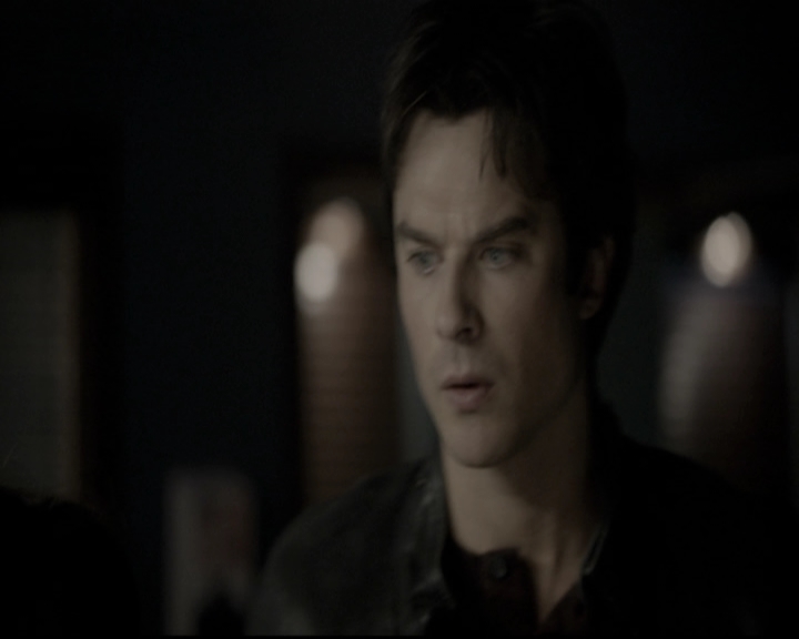 VampireDiariesWorld-dot-nl_6x12PrayerForTheDying1677.jpg