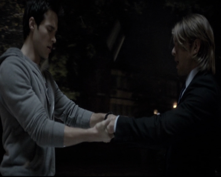 VampireDiariesWorld-dot-nl_6x12PrayerForTheDying1681.jpg