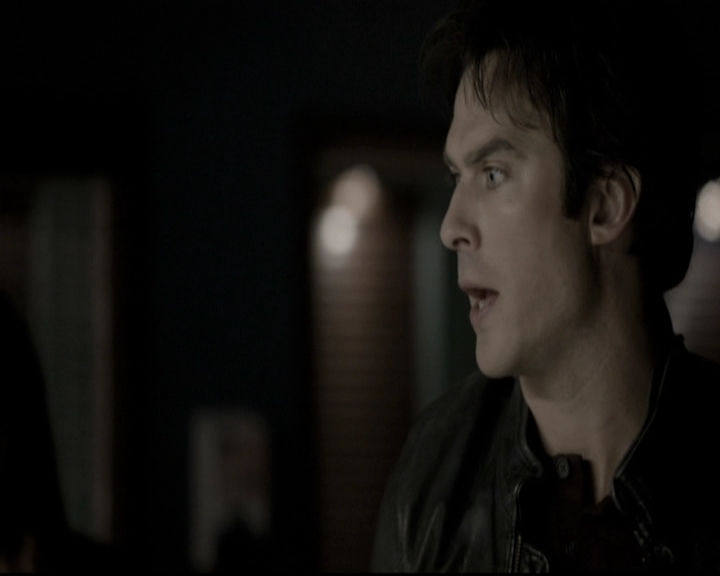 VampireDiariesWorld-dot-nl_6x12PrayerForTheDying1784.jpg