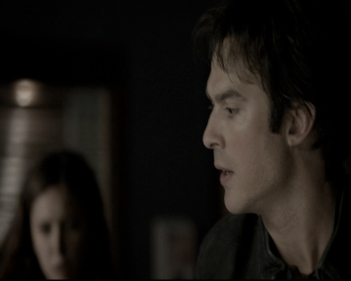 VampireDiariesWorld-dot-nl_6x12PrayerForTheDying1789.jpg