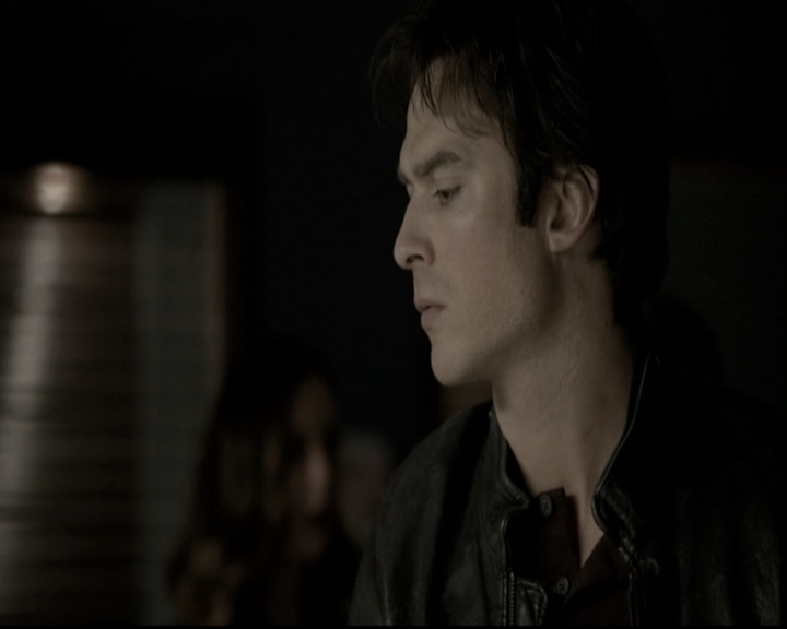 VampireDiariesWorld-dot-nl_6x12PrayerForTheDying1797.jpg