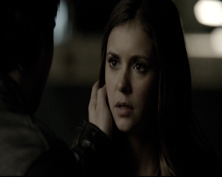 VampireDiariesWorld-dot-nl_6x12PrayerForTheDying1896.jpg