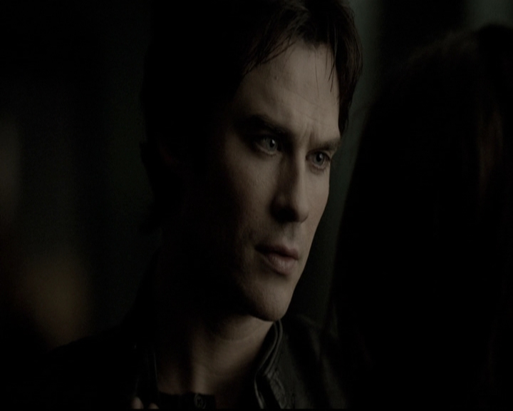 VampireDiariesWorld-dot-nl_6x12PrayerForTheDying1921.jpg