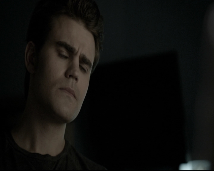 VampireDiariesWorld-dot-nl_6x12PrayerForTheDying2072.jpg