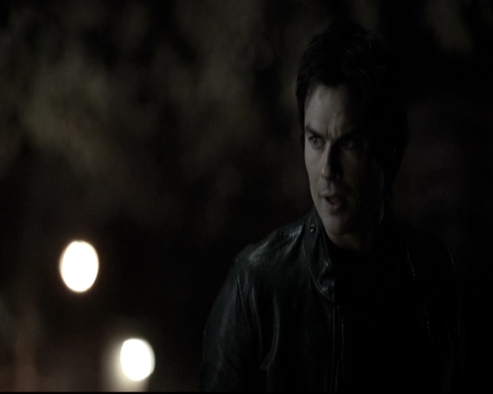 VampireDiariesWorld-dot-nl_6x12PrayerForTheDying2116.jpg