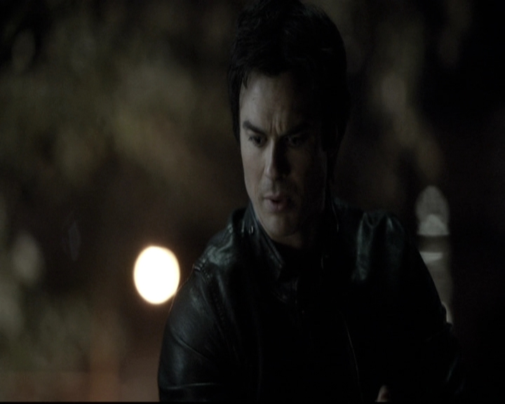 VampireDiariesWorld-dot-nl_6x12PrayerForTheDying2147.jpg