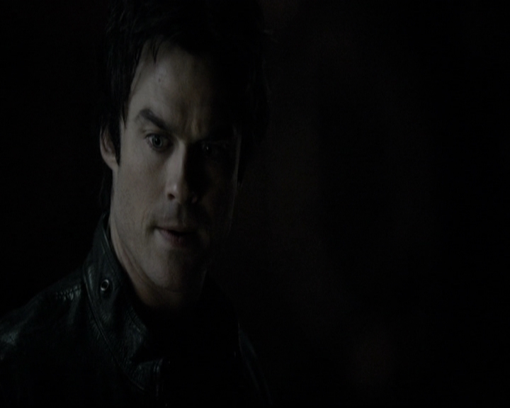 VampireDiariesWorld-dot-nl_6x12PrayerForTheDying2187.jpg