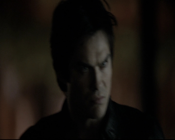 VampireDiariesWorld-dot-nl_6x12PrayerForTheDying2256.jpg