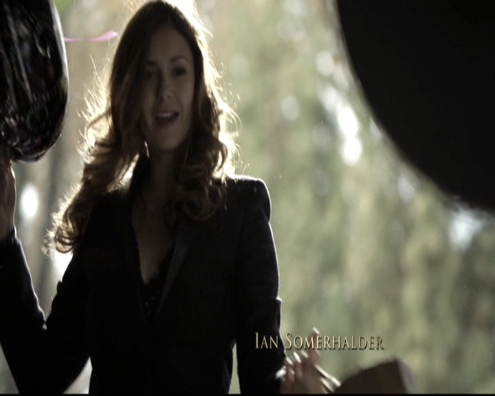 VampireDiariesWorld-dot-nl_6x13TheDayITriedTLive0063.jpg