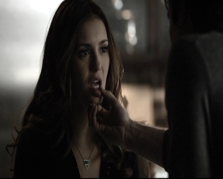 VampireDiariesWorld-dot-nl_6x13TheDayITriedTLive0208.jpg