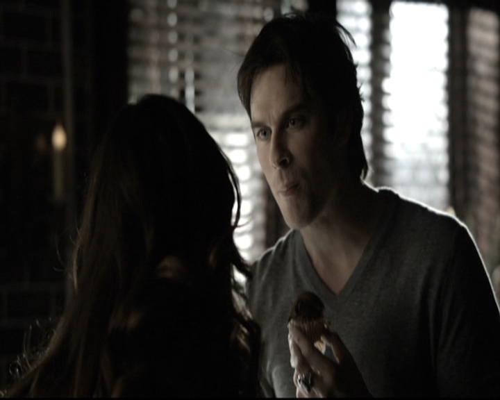 VampireDiariesWorld-dot-nl_6x13TheDayITriedTLive0211.jpg