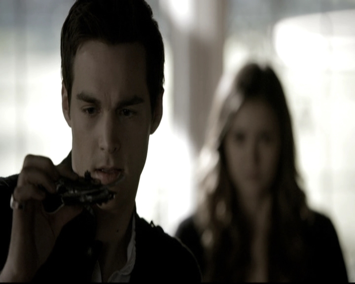 VampireDiariesWorld-dot-nl_6x13TheDayITriedTLive0468.jpg