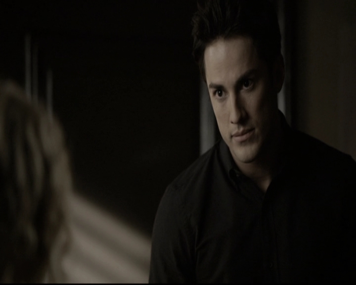 VampireDiariesWorld-dot-nl_6x13TheDayITriedTLive0493.jpg