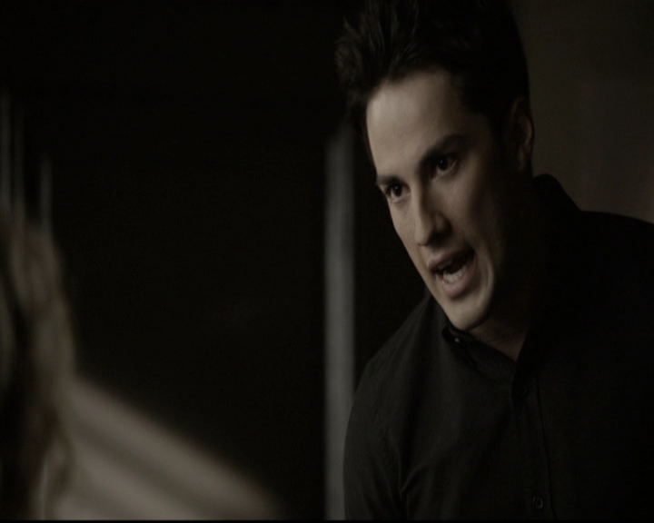 VampireDiariesWorld-dot-nl_6x13TheDayITriedTLive0494.jpg