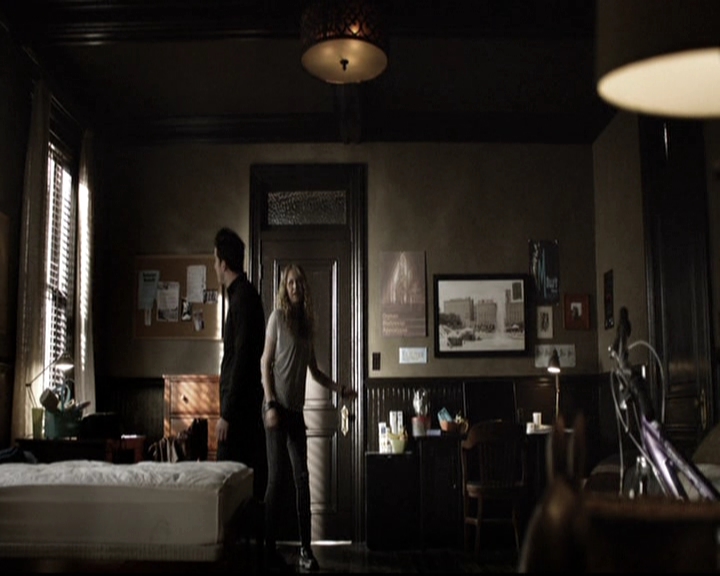 VampireDiariesWorld-dot-nl_6x13TheDayITriedTLive0509.jpg