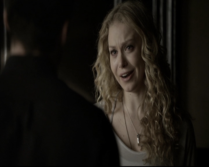 VampireDiariesWorld-dot-nl_6x13TheDayITriedTLive0519.jpg