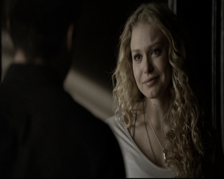 VampireDiariesWorld-dot-nl_6x13TheDayITriedTLive0526.jpg