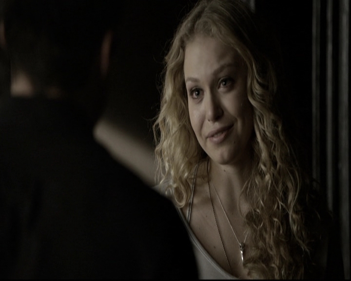 VampireDiariesWorld-dot-nl_6x13TheDayITriedTLive0531.jpg